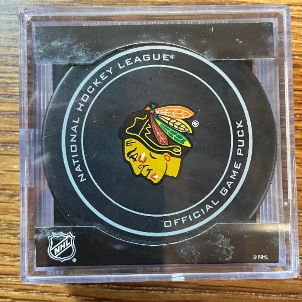 NHL Chicago Blackhawks Official Game Puck. New in case. 2016 release.